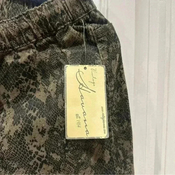 NWT Women’s Vintage Havana Snake Skin Print Joggers Drawstring Brown Pants Small - Picture 13 of 16